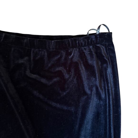 XSCAPE Black Velvet Mesh-Inset Maxiskirt (M) - Picture 5 of 6